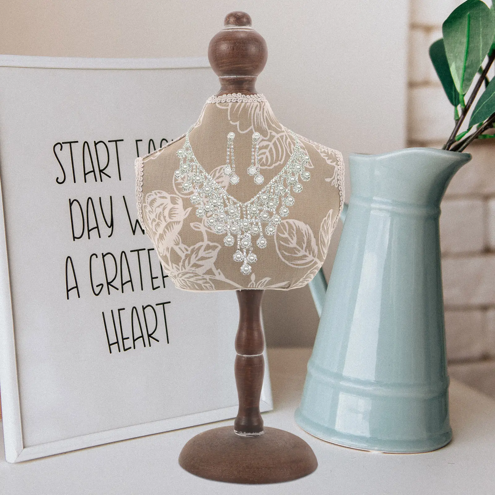 Винтажная деревянная подставка для украшений: органайзер для ожерелий, устойчивый держатель для демонстрации в магазине или дома
Винтажная деревянная подставка для украшений: органайзер для ожерелий, устойчивый держатель для демонстрации в магазине или дома