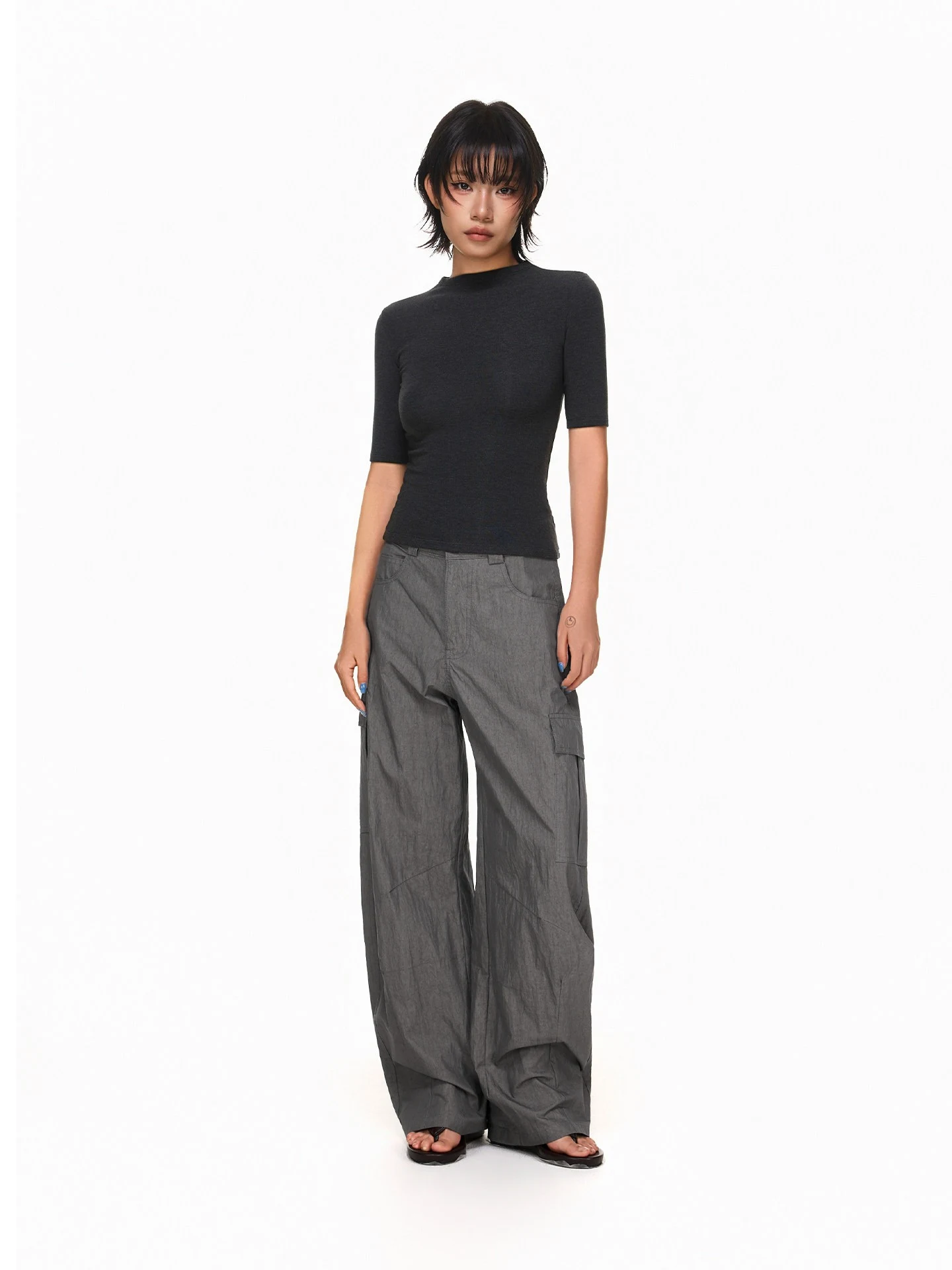 American Style Casual Wide Leg Quick Dry Knife Workwear Pants Versatile Loose Fit Cotton Blend Trousers for Neutral Wear
American Style Casual Wide Leg Quick Dry Knife Workwear Pants Versatile Loose Fit Cotton Blend Trousers for Neutral Wear