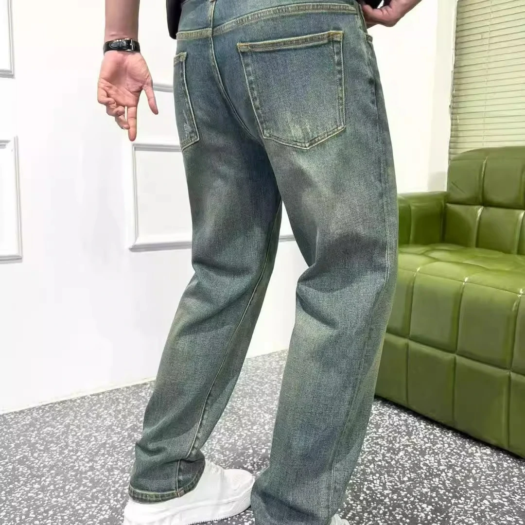 BC Италия осень и зима новая мода вышивка старые деньги стиль мужские джинсы простые и универсальные прямые брюки
BC Италия осень и зима новая мода вышивка старые деньги стиль мужские джинсы простые и универсальные прямые брюки