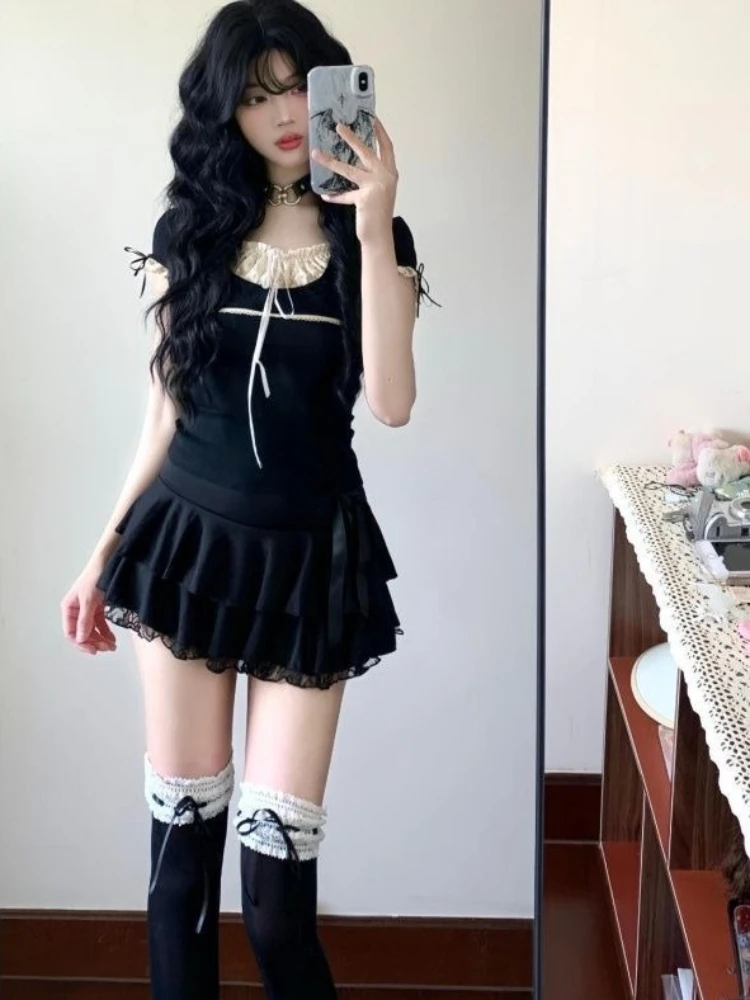 Subculture Y2K Two Piece Set Lace Trim Top + Tiered Ruffle Skirt Set Black White Japanese Harajuki Sweet Girl Casual Streetwear
Subculture Y2K Two Piece Set Lace Trim Top + Tiered Ruffle Skirt Set Black White Japanese Harajuki Sweet Girl Casual Streetwear
