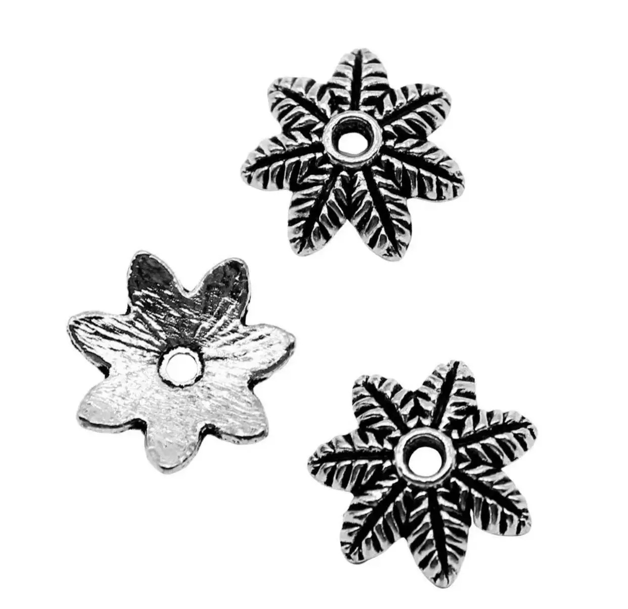 25pcs 14mm Zinc alloy metal leaf bead caps for handamde Jewelry accessories HW3525
25pcs 14mm Zinc alloy metal leaf bead caps for handamde Jewelry accessories HW3525