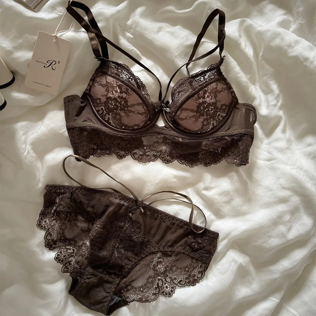 Converge lingerie lace French bra set new product adjusted soft steel ring anti sagging collection accessory bra
Converge lingerie lace French bra set new product adjusted soft steel ring anti sagging collection accessory bra