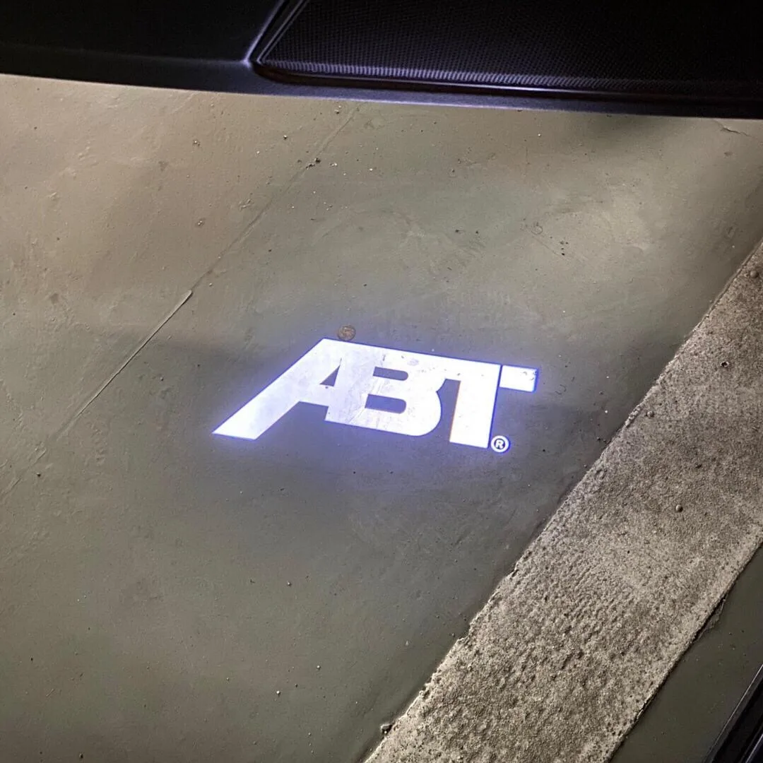 Car Door Logo Light HD Welcome Projector Lamps For Audi ABT A6 RS6 S5 S4 A8 A4 A1 A3 SQ7 TT RS4 RS3 R8 A5 A7 Q3 Q5 Q7 Car Goods
Car Door Logo Light HD Welcome Projector Lamps For Audi ABT A6 RS6 S5 S4 A8 A4 A1 A3 SQ7 TT RS4 RS3 R8 A5 A7 Q3 Q5 Q7 Car Goods