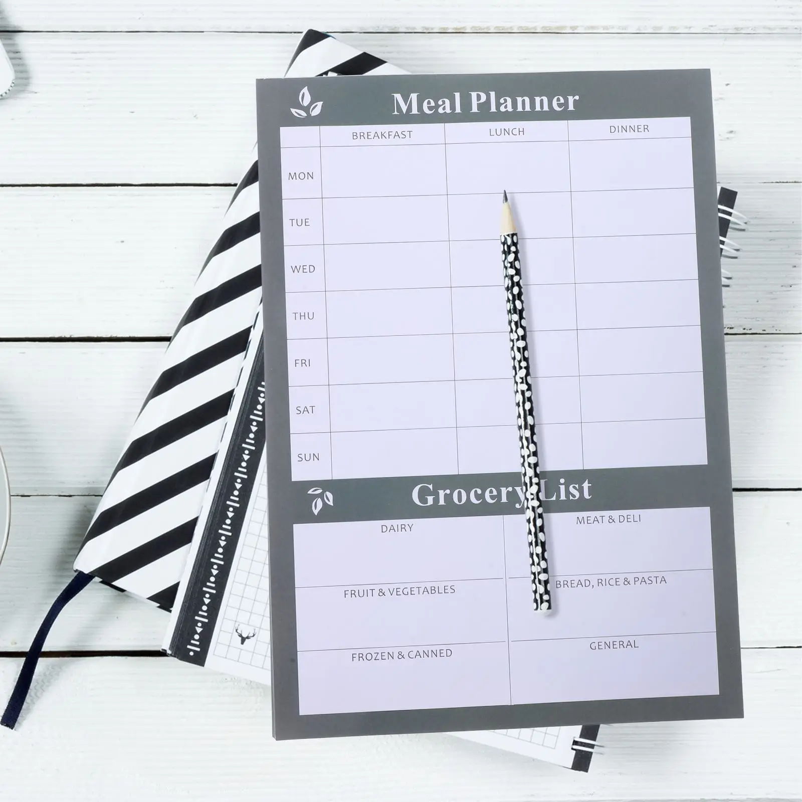 1 Book of Menu Notebook Tearable Notebook Household for Kitchen List Tearable Notebook Diet Weekly Meal Planner Weekly Calendar
1 Book of Menu Notebook Tearable Notebook Household for Kitchen List Tearable Notebook Diet Weekly Meal Planner Weekly Calendar