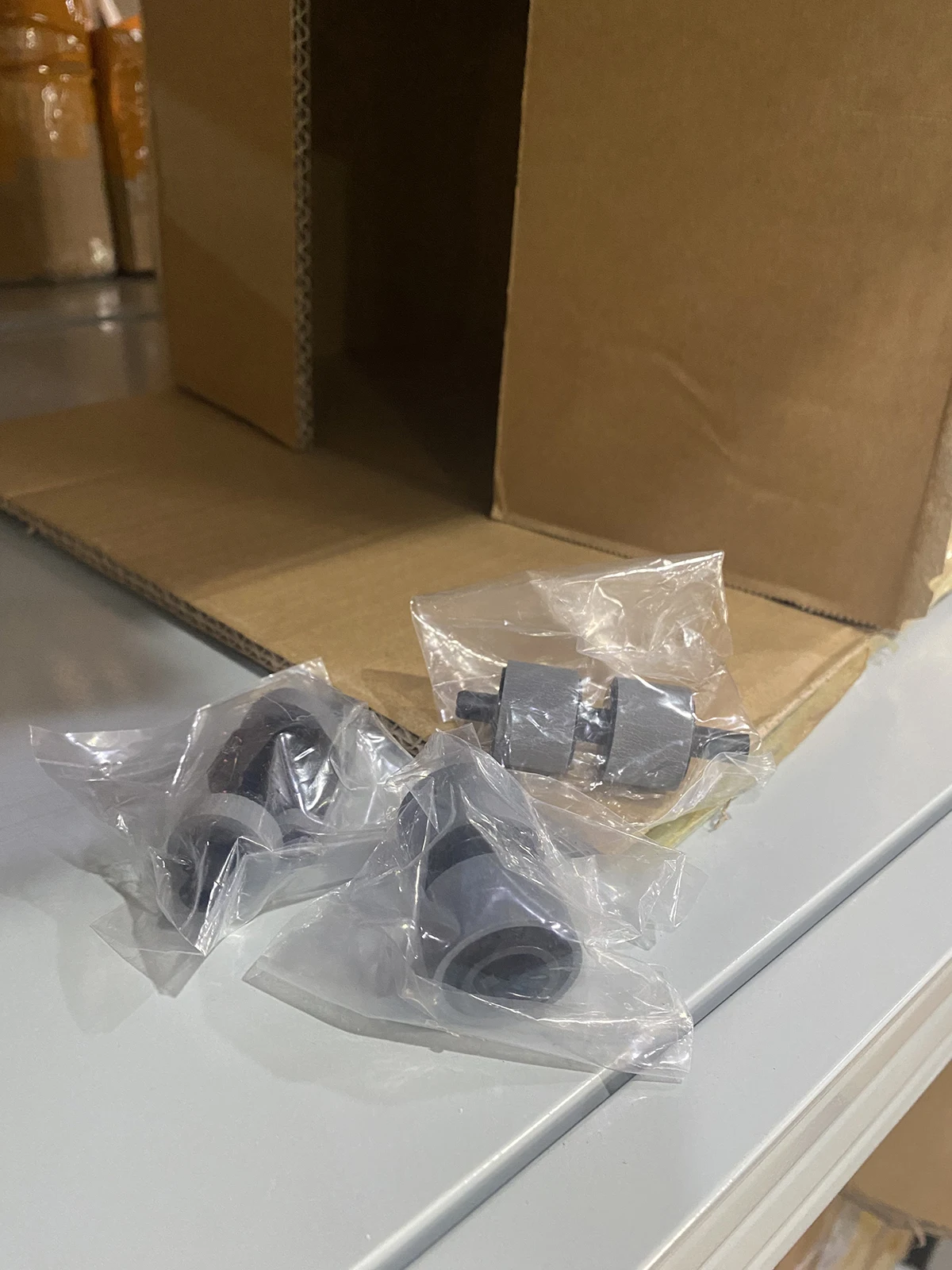 1X PA03708-0001 Расходные роликовые тормозные роликовые ролики для Fujitsu SP-1120 SP-1125 SP-1130/SP1120 SP1125 SP1130
1X PA03708-0001 Расходные роликовые тормозные роликовые ролики для Fujitsu SP-1120 SP-1125 SP-1130/SP1120 SP1125 SP1130