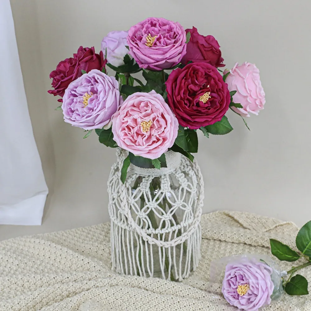 New Artificial Rose Bouquets Suitable for Home, Banquets, Weddings, Garden Decorations, and All Seasons.
New Artificial Rose Bouquets Suitable for Home, Banquets, Weddings, Garden Decorations, and All Seasons.