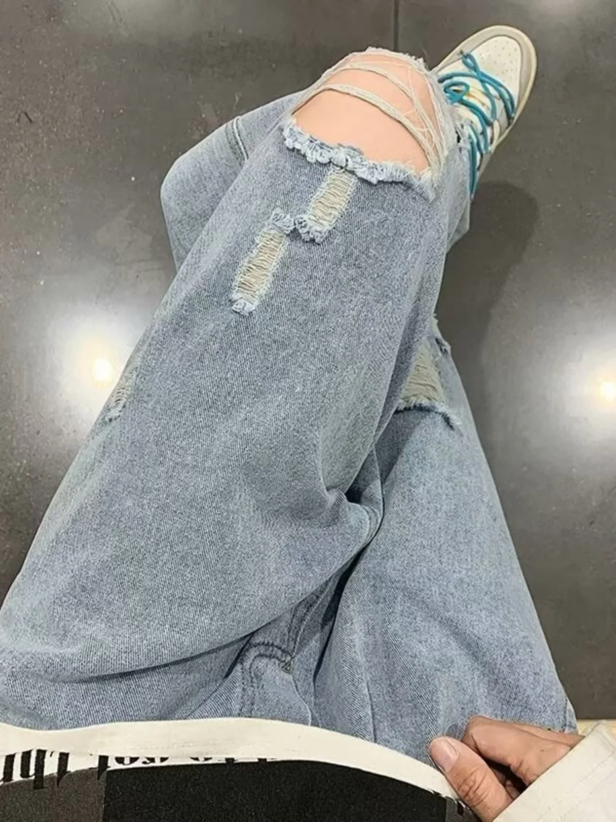 Trendy Elastic Waist Denim Jeans Men Summer Straight Loose Woven Dstring Hole Long Pants Floor-Length Wide Leg Jeans
Trendy Elastic Waist Denim Jeans Men Summer Straight Loose Woven Dstring Hole Long Pants Floor-Length Wide Leg Jeans