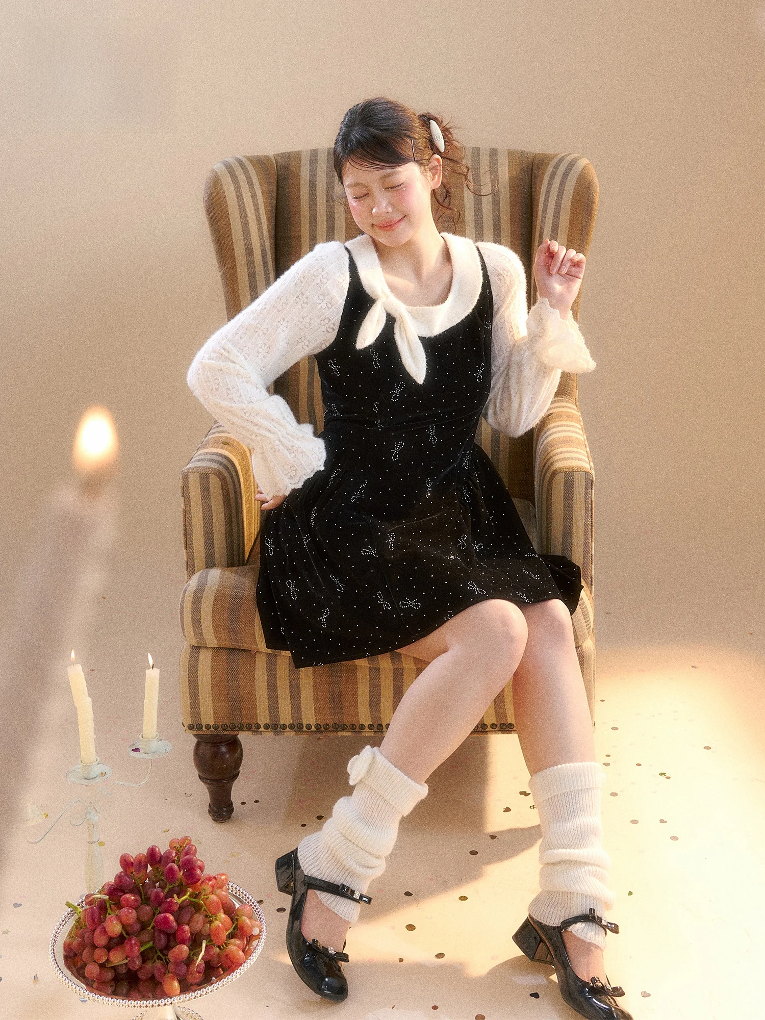 plus Size Velvet Dress with Ruffle Collar And Diamond Embellishments Sweet Style One-Piece Winter Casual Long Sleeve Short Dress
plus Size Velvet Dress with Ruffle Collar And Diamond Embellishments Sweet Style One-Piece Winter Casual Long Sleeve Short Dress