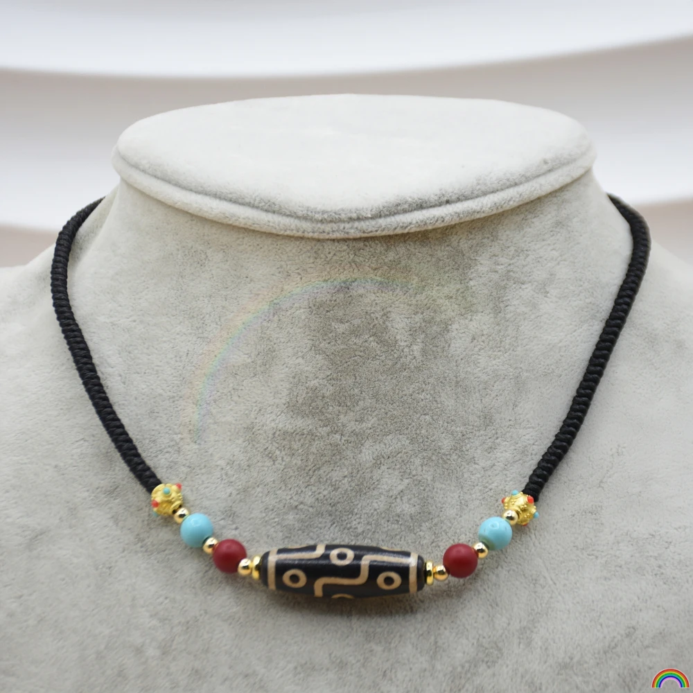 Natural Agate Tianzhu Pendant, Tibetan Retro Clavicular Chain, Authentic Protection, Natural Rwbuy Brand Design
Natural Agate Tianzhu Pendant, Tibetan Retro Clavicular Chain, Authentic Protection, Natural Rwbuy Brand Design