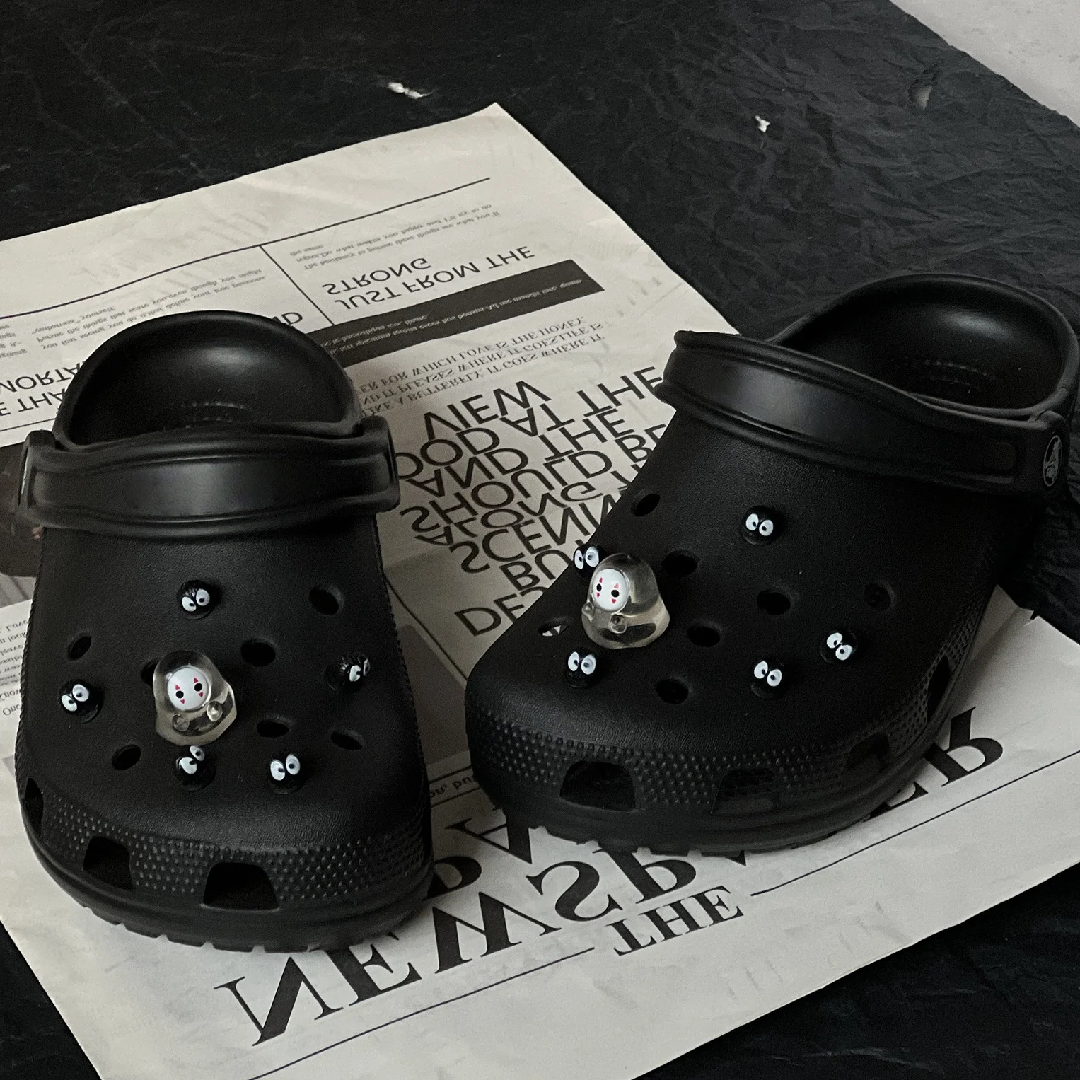 3D Stereoscopic Dust Genie Shoe Charms Cute Cartoon Decorations for Clogs & Sandals X-mas Gift for Boy Girl
3D Stereoscopic Dust Genie Shoe Charms Cute Cartoon Decorations for Clogs & Sandals X-mas Gift for Boy Girl