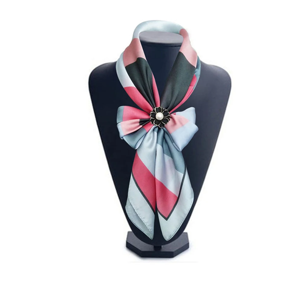 3PC Female Brooch Simple 100 Matching Large Scarf Shawl Buckle Three Rings Dual-purpose Silk Scarf Clasp
3PC Female Brooch Simple 100 Matching Large Scarf Shawl Buckle Three Rings Dual-purpose Silk Scarf Clasp