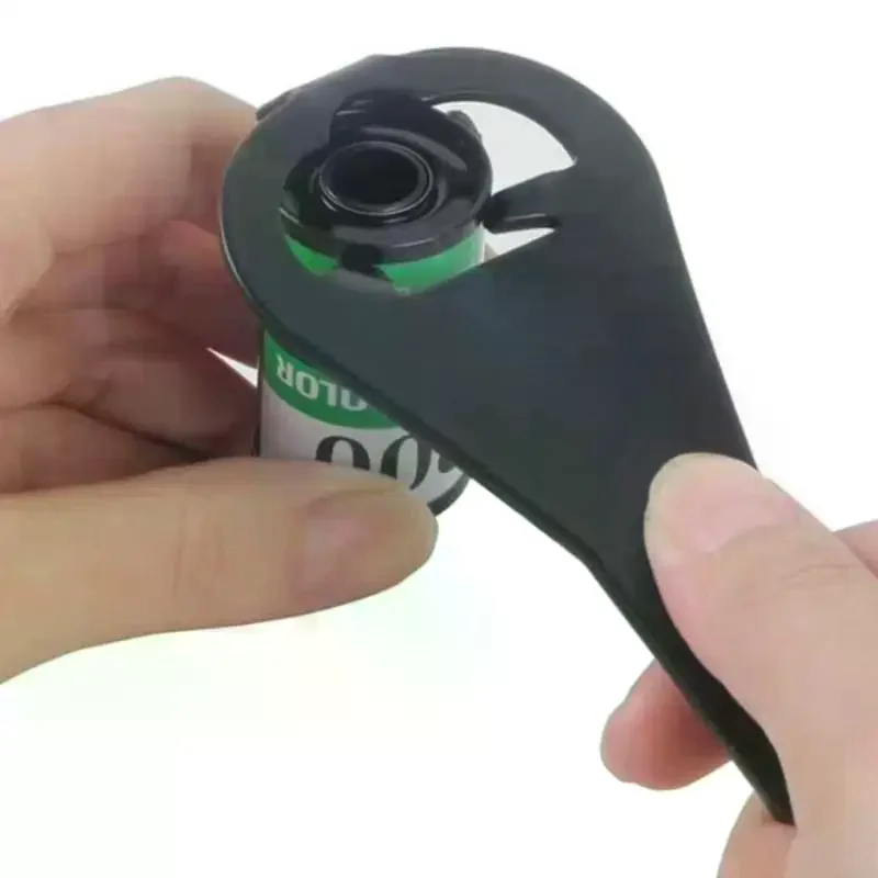 Opener For 135 Film Cartridge Darkroom Development Processing Aid Camera Accessories High Quality
Opener For 135 Film Cartridge Darkroom Development Processing Aid Camera Accessories High Quality