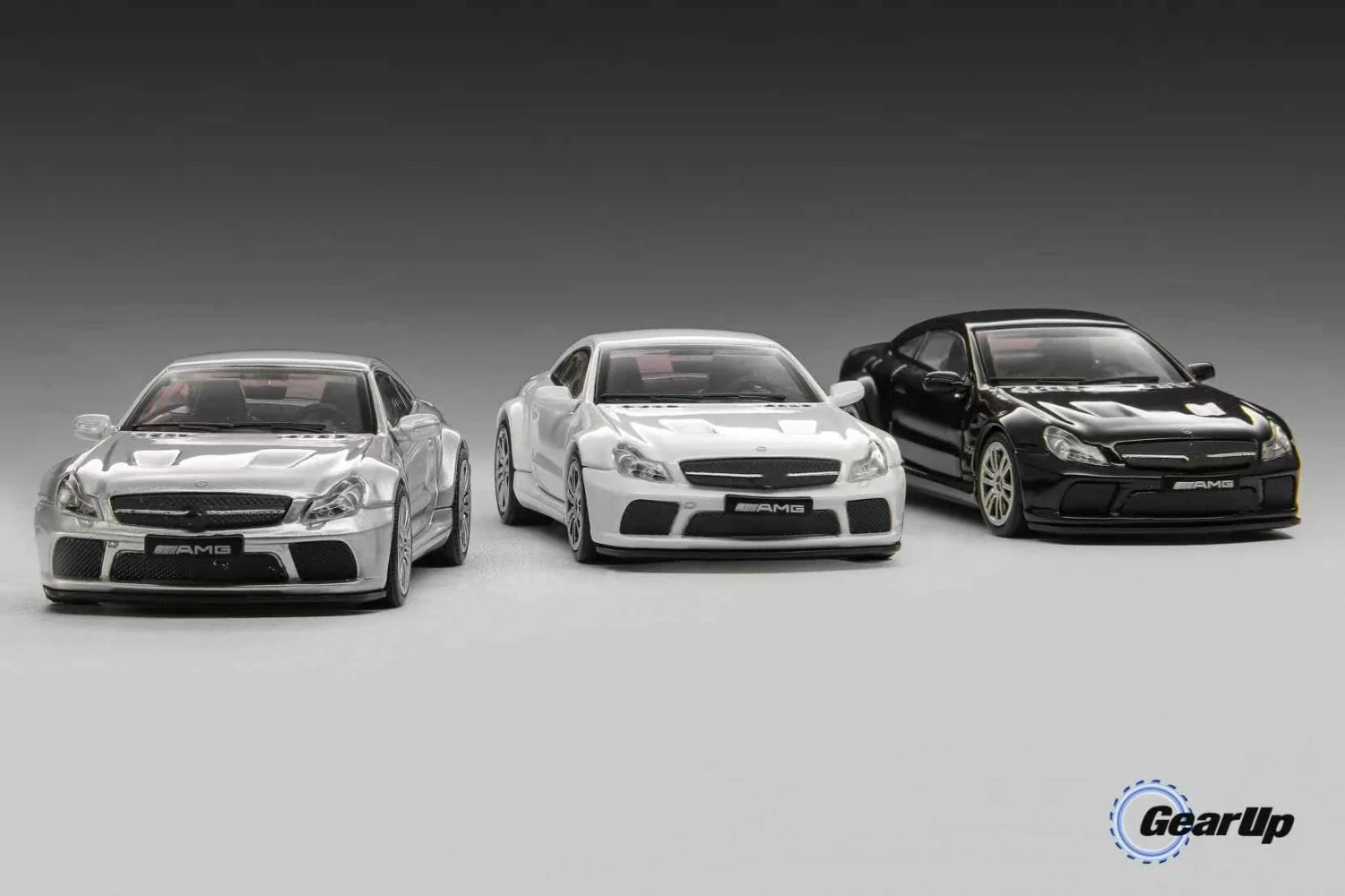 GearUpModels 1/64 SL65AMG Display Simulation Collection
GearUpModels 1/64 SL65AMG Display Simulation Collection