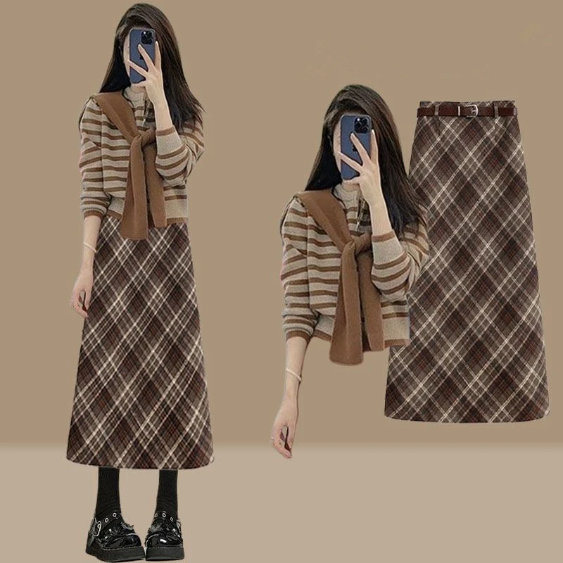 Women's Autumn Winter Vintage Stripe Knit Tops Shawl Skirts Three Piece Set Lady Graceful Sweater Pullover Skirt Outfits
Women's Autumn Winter Vintage Stripe Knit Tops Shawl Skirts Three Piece Set Lady Graceful Sweater Pullover Skirt Outfits