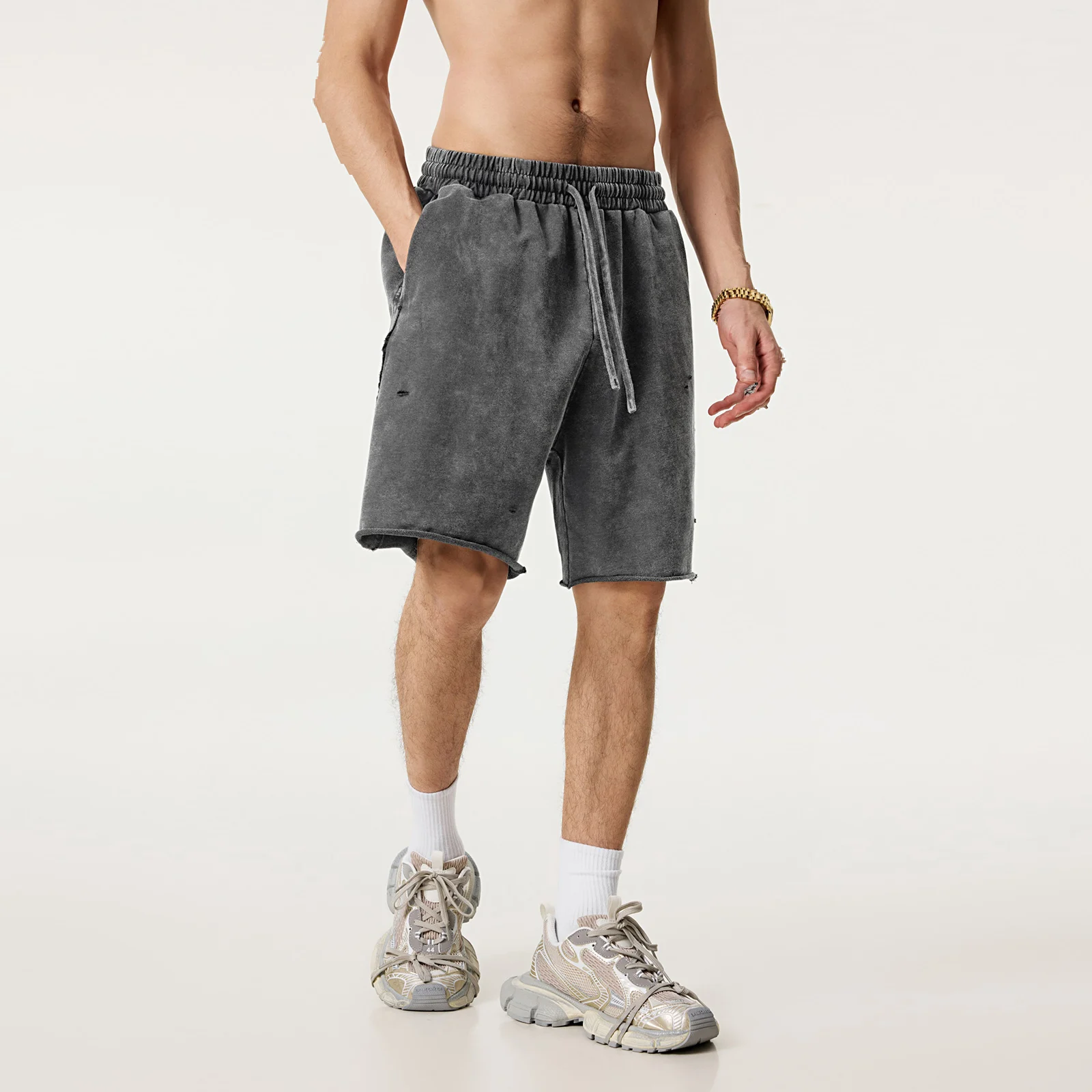 2025 Summer Distressed Sweat Shorts Men Vintage Casual Oversized Acid Washed Shorts Streetwear Raw Edge Short Joggers Baggy
2025 Summer Distressed Sweat Shorts Men Vintage Casual Oversized Acid Washed Shorts Streetwear Raw Edge Short Joggers Baggy