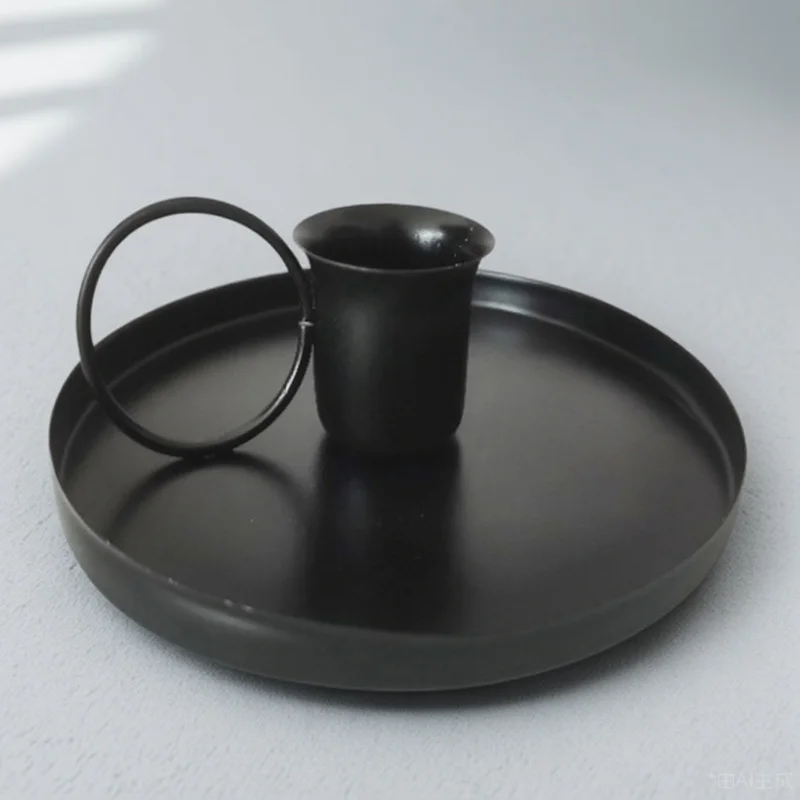 1Pcs Ironwork Candleholder Retro Stand Decorative Candlestick Home Restaurant Wedding Celebration Retro Holder
1Pcs Ironwork Candleholder Retro Stand Decorative Candlestick Home Restaurant Wedding Celebration Retro Holder