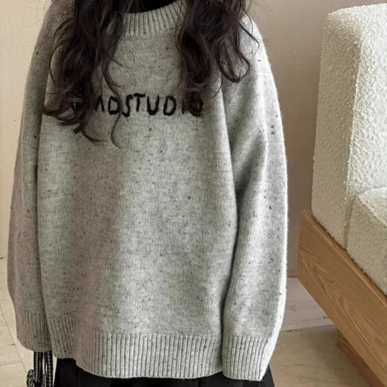 Girls Sweater 2024 Winter New Childrens Wear Korean Style Baby Girl Wool Blend Letter Embroidery Sweater Casual Simple
Girls Sweater 2024 Winter New Childrens Wear Korean Style Baby Girl Wool Blend Letter Embroidery Sweater Casual Simple