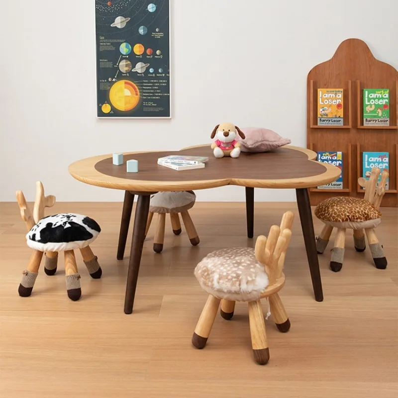 Solid wood cartoon stool, home low stool creative cute children's stool deer stool children's learning small bench
Solid wood cartoon stool, home low stool creative cute children's stool deer stool children's learning small bench