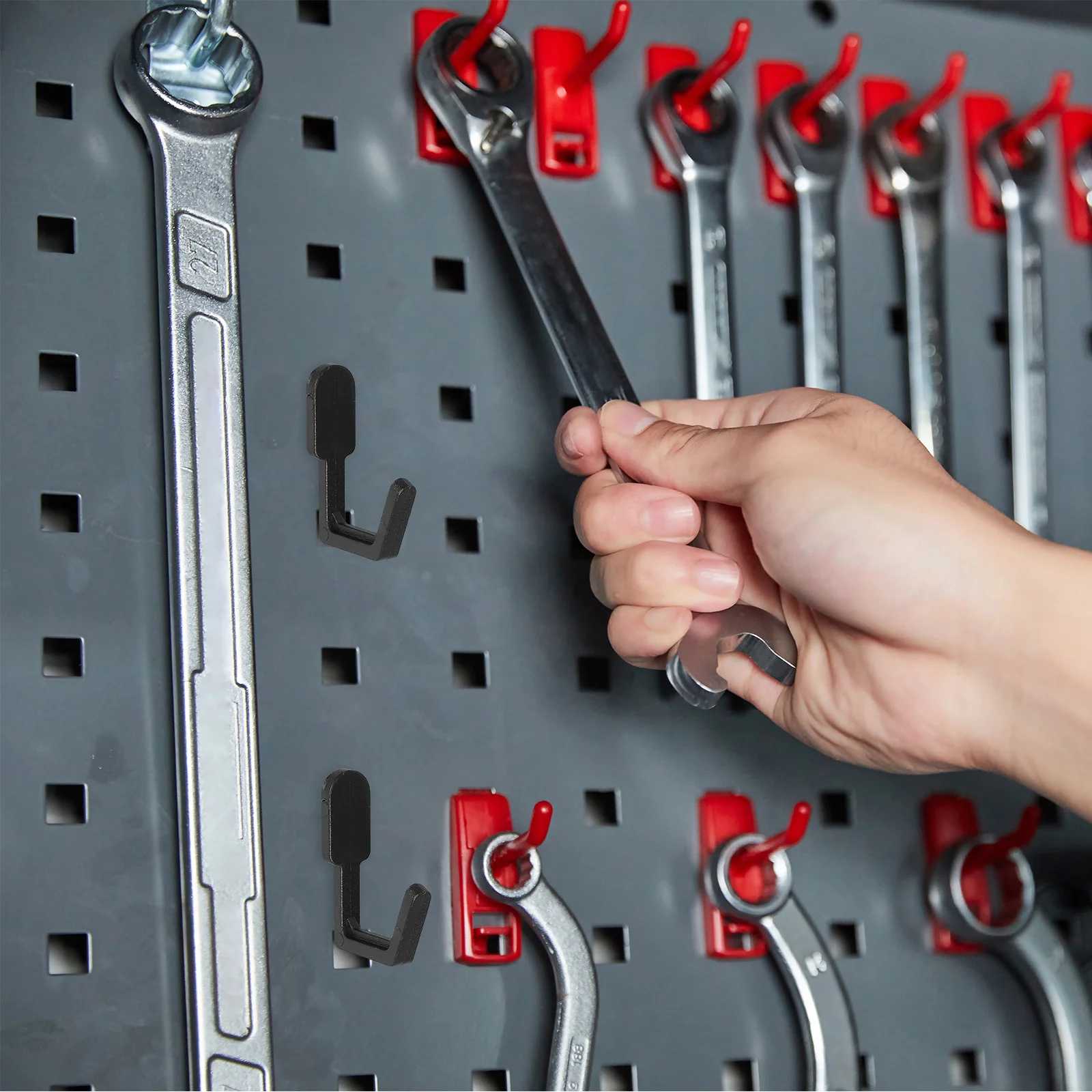20Pcs Pegboard Hooks Sturdy Hanging Hooks Organizer for Workshop Garage Kitchen Tool Storage Wall Pegs for Hanging 
20Pcs Pegboard Hooks Sturdy Hanging Hooks Organizer for Workshop Garage Kitchen Tool Storage Wall Pegs for Hanging