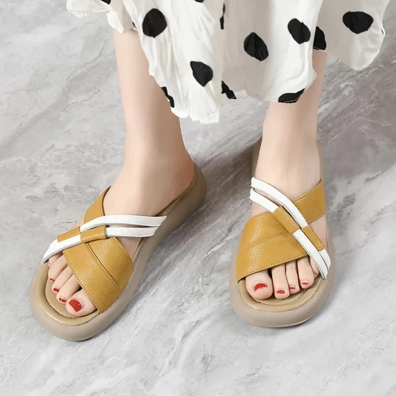 2025 летняя обувь высшего качества из натуральной кожи, женские уличные повседневные тапочки, женские тапочки на толстом низком каблуке
2025 летняя обувь высшего качества из натуральной кожи, женские уличные повседневные тапочки, женские тапочки на толстом низком каблуке