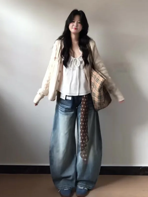 Американские ретро-джинсы для женщин: осенне-зимние, с низкой посадкой, свободные, прямые, широкие, в пол, модель «Серп»
Американские ретро-джинсы для женщин: осенне-зимние, с низкой посадкой, свободные, прямые, широкие, в пол, модель «Серп»