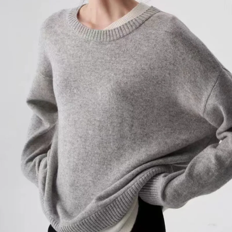 100% Australian pure wool autumn and winter wool asymmetrical round neck two-piece knit sweater for women, loose and slimming
100% Australian pure wool autumn and winter wool asymmetrical round neck two-piece knit sweater for women, loose and slimming