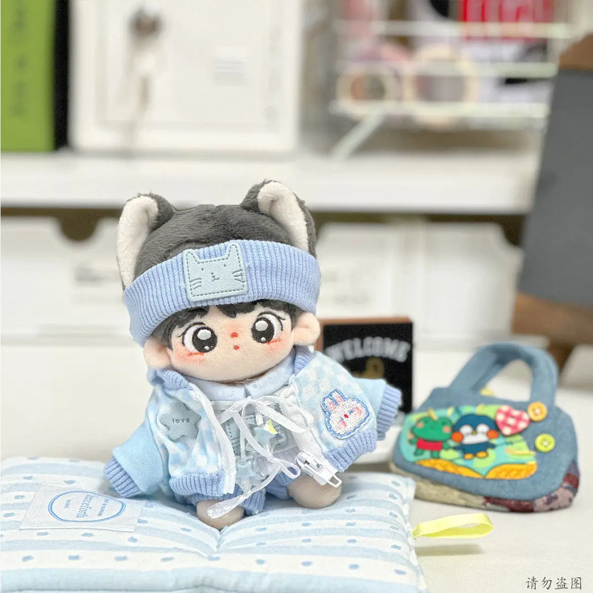 Anime Love and Deepspace Xavier Cosplay 10cm Plush Cotton Doll Clothes Sportswear Headband Jacket Sweatshirt Pants for Boys Set
Anime Love and Deepspace Xavier Cosplay 10cm Plush Cotton Doll Clothes Sportswear Headband Jacket Sweatshirt Pants for Boys Set