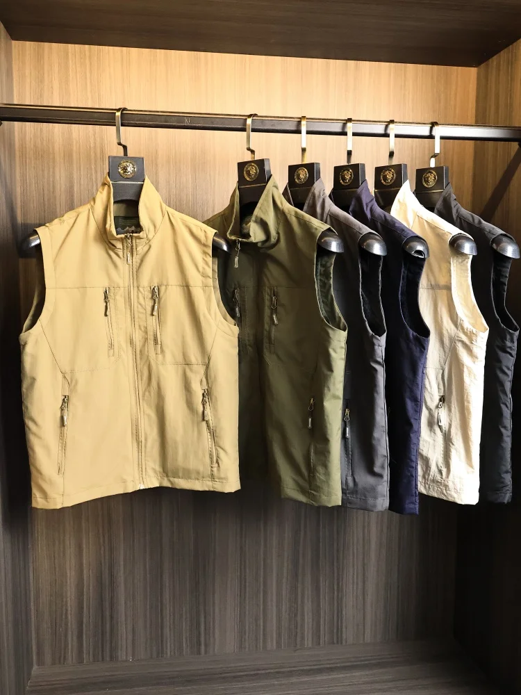 Functional Waterproof Outdoor Sports Vest for Men Lightweight Workwear Stand Collar Trendy Spring Gear Breathable Nylon
Functional Waterproof Outdoor Sports Vest for Men Lightweight Workwear Stand Collar Trendy Spring Gear Breathable Nylon