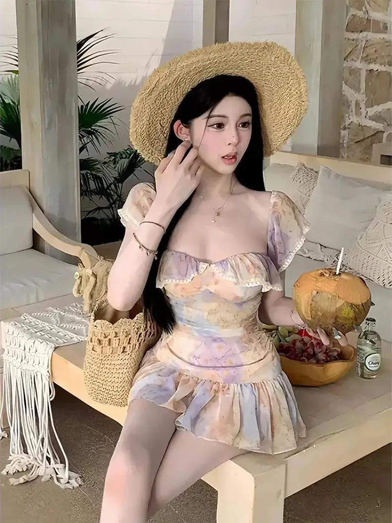 Floral Dress Women Ruffle Sleeve Floral Print Dress Summer Sweet Style Square Neck Chiffon Mini Dress Beach Holiday Outfit 2025
Floral Dress Women Ruffle Sleeve Floral Print Dress Summer Sweet Style Square Neck Chiffon Mini Dress Beach Holiday Outfit 2025