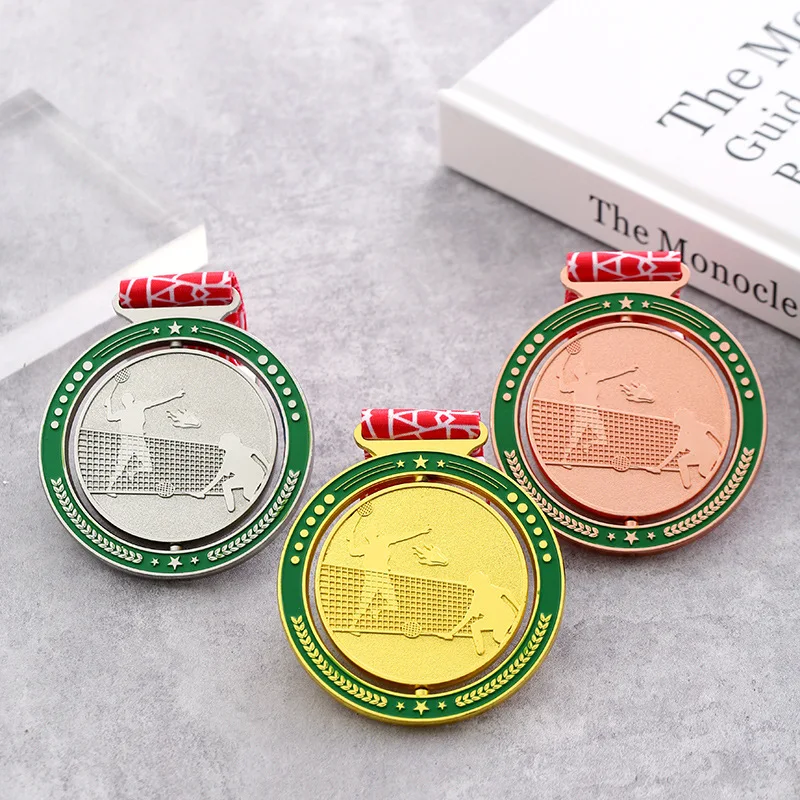 Badminton medal competition - Metal commemorative medals rotate with gold, silver and bronze.
Badminton medal competition - Metal commemorative medals rotate with gold, silver and bronze.