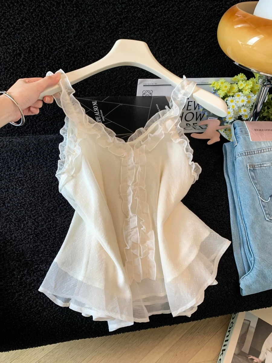 Unique Design Sensation Shoulder Bared V-neck Tunic Top Women's Summer New Style Apricot Color Lace Trim Chiffon Vest
Unique Design Sensation Shoulder Bared V-neck Tunic Top Women's Summer New Style Apricot Color Lace Trim Chiffon Vest