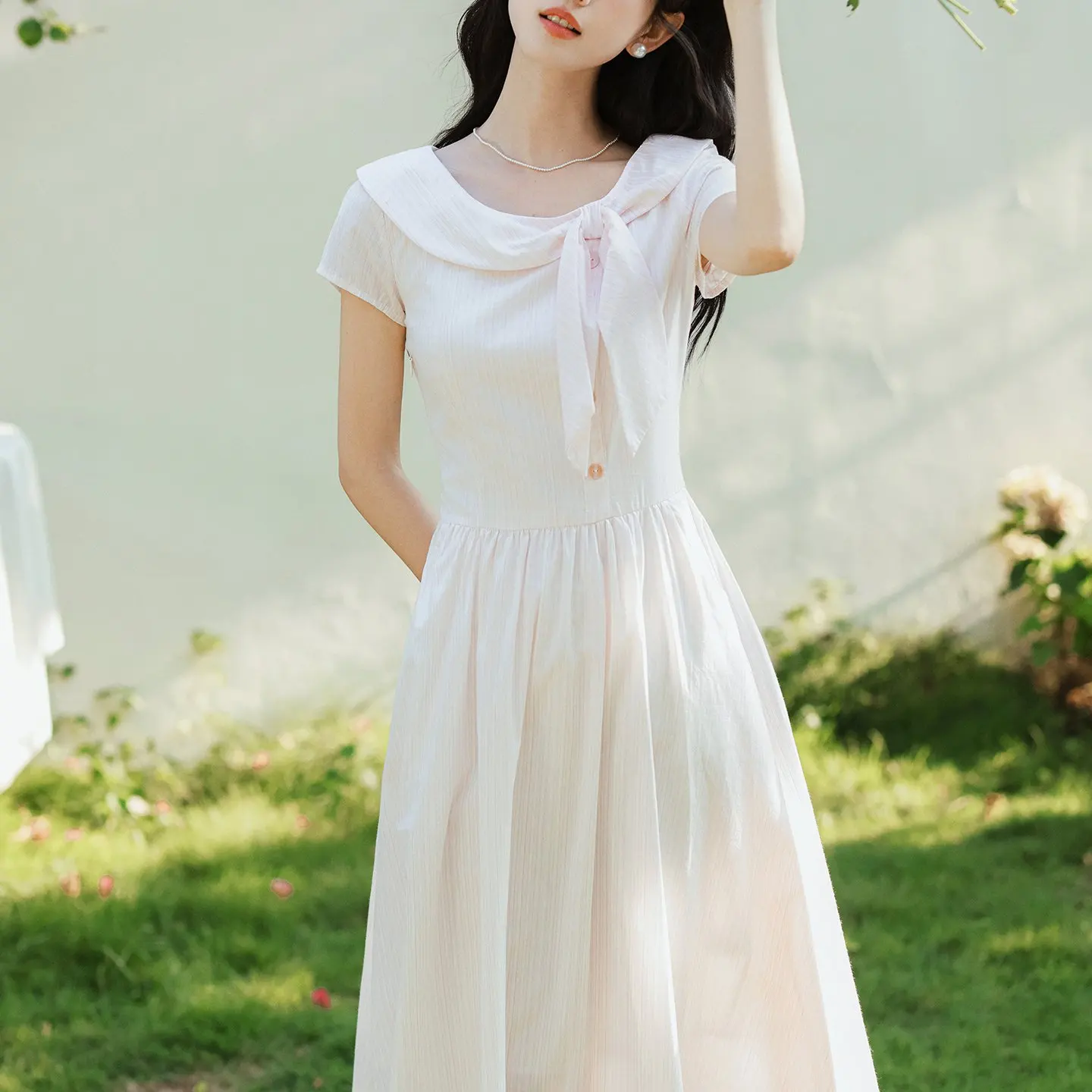 Girl Feel Pink Stripes Knot Neckline Waist Cinching Dress Canister Stationery A-Line Skirt Short Sleeve round...
Girl Feel Pink Stripes Knot Neckline Waist Cinching Dress Canister Stationery A-Line Skirt Short Sleeve round...