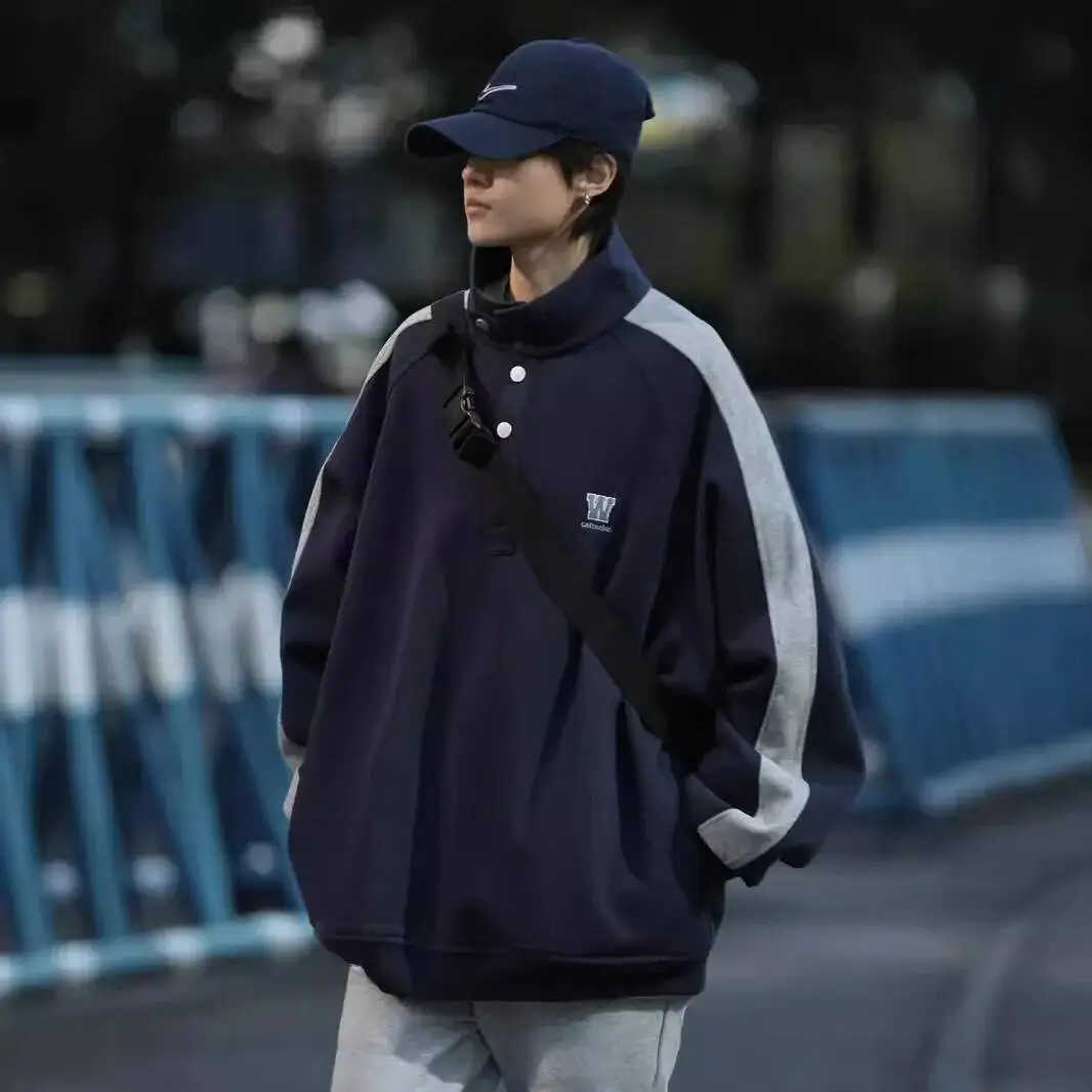 Unisex Sweater 2025 Autumn Winter Men's Women Sweatshirt American Retro Patchwork Stand Collar Hoodie Loose Sweatshirt 
Unisex Sweater 2025 Autumn Winter Men's Women Sweatshirt American Retro Patchwork Stand Collar Hoodie Loose Sweatshirt