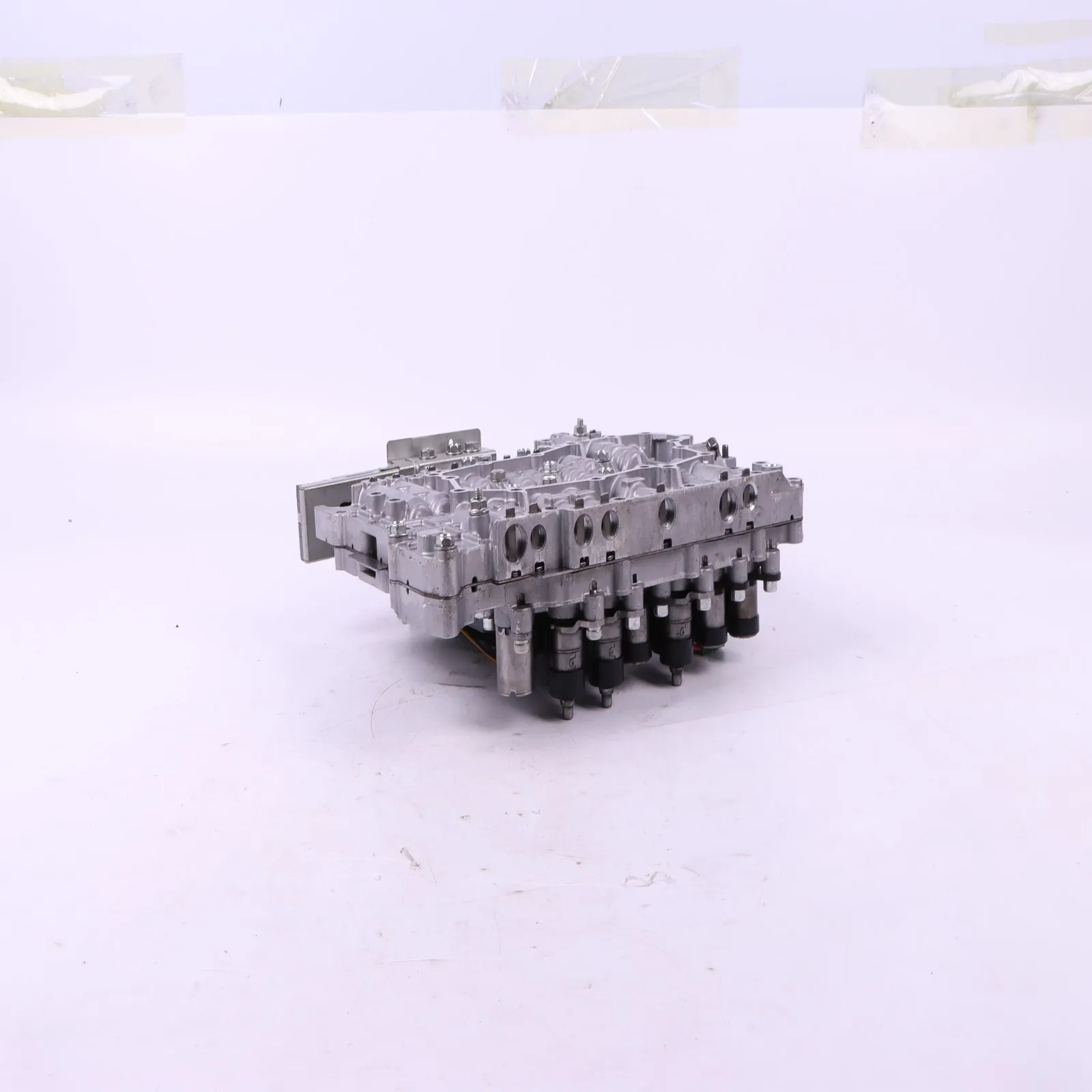 1PC Transmission Valve Body ETC91-170N 995B FOR Nissan Infiniti Automatic Transmission Repair Parts Auto Accessories 
1PC Transmission Valve Body ETC91-170N 995B FOR Nissan Infiniti Automatic Transmission Repair Parts Auto Accessories