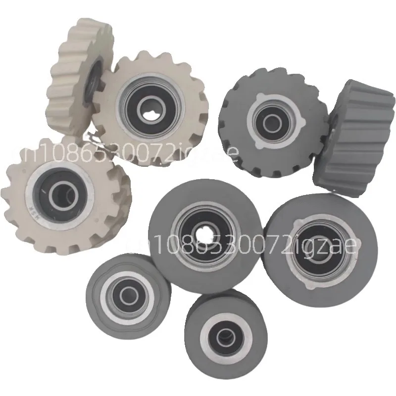 Automatic edge banding machine conveying pressure wheel twill roller woodworking accessories (one piece)
Automatic edge banding machine conveying pressure wheel twill roller woodworking accessories (one piece)