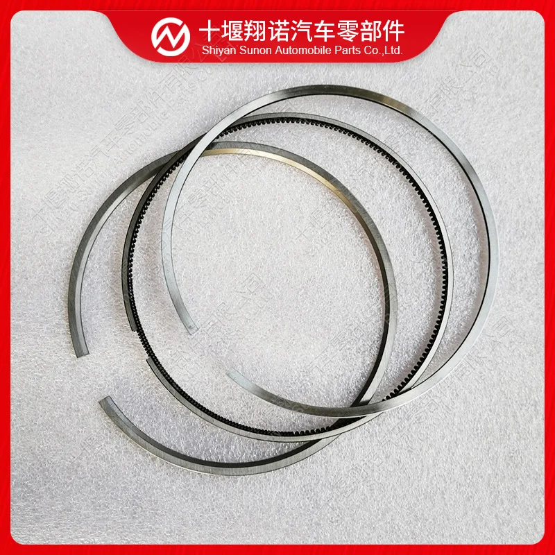 Подходит для двигателя Dongfeng Cummins, поршневое кольцо 6CT 3922686 3919918.
Подходит для двигателя Dongfeng Cummins, поршневое кольцо 6CT 3922686 3919918.