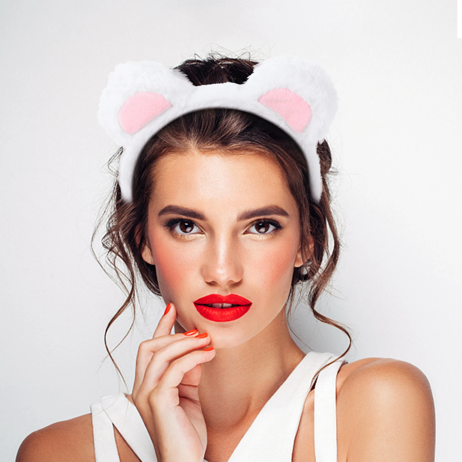 Cute White Bear Ears Headband Animal Costume Accessories for Women Girls Romantic Style Halloween Cosplay
Cute White Bear Ears Headband Animal Costume Accessories for Women Girls Romantic Style Halloween Cosplay