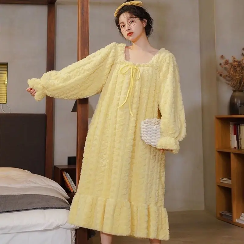 autumn winter Women's pajamas coral fleece nightdress Sleepwear long sleeves fleece-lined thicken keep warm flannel homewear
autumn winter Women's pajamas coral fleece nightdress Sleepwear long sleeves fleece-lined thicken keep warm flannel homewear