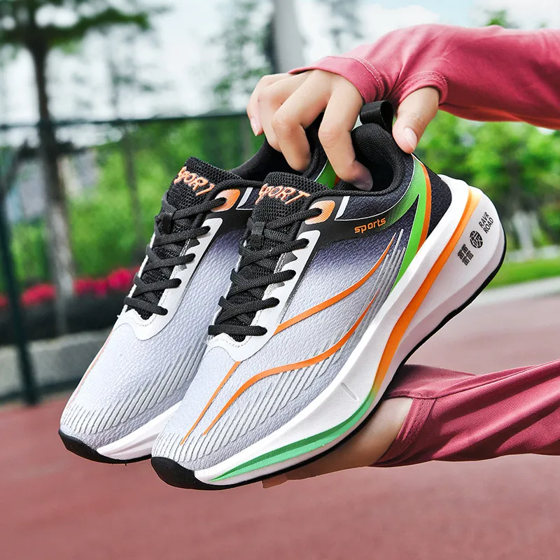 Новые мужские кроссовки для бега, уличная дышащая спортивная обувь из карбоновой пластины, мужская удобная износостойкая нескользящая повседневная мужская обувь
Новые мужские кроссовки для бега, уличная дышащая спортивная обувь из карбоновой пластины, мужская удобная износостойкая нескользящая повседневная мужская обувь