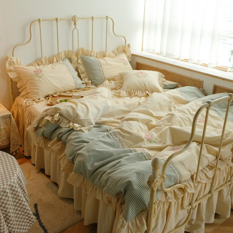 Cotton Bed Skirt Set 4pcs, Korean Embroidery Comforter Cover Sheet Set, Ruffled Breathable Quilt Cover, Soft All-Season Bed Set
Cotton Bed Skirt Set 4pcs, Korean Embroidery Comforter Cover Sheet Set, Ruffled Breathable Quilt Cover, Soft All-Season Bed Set