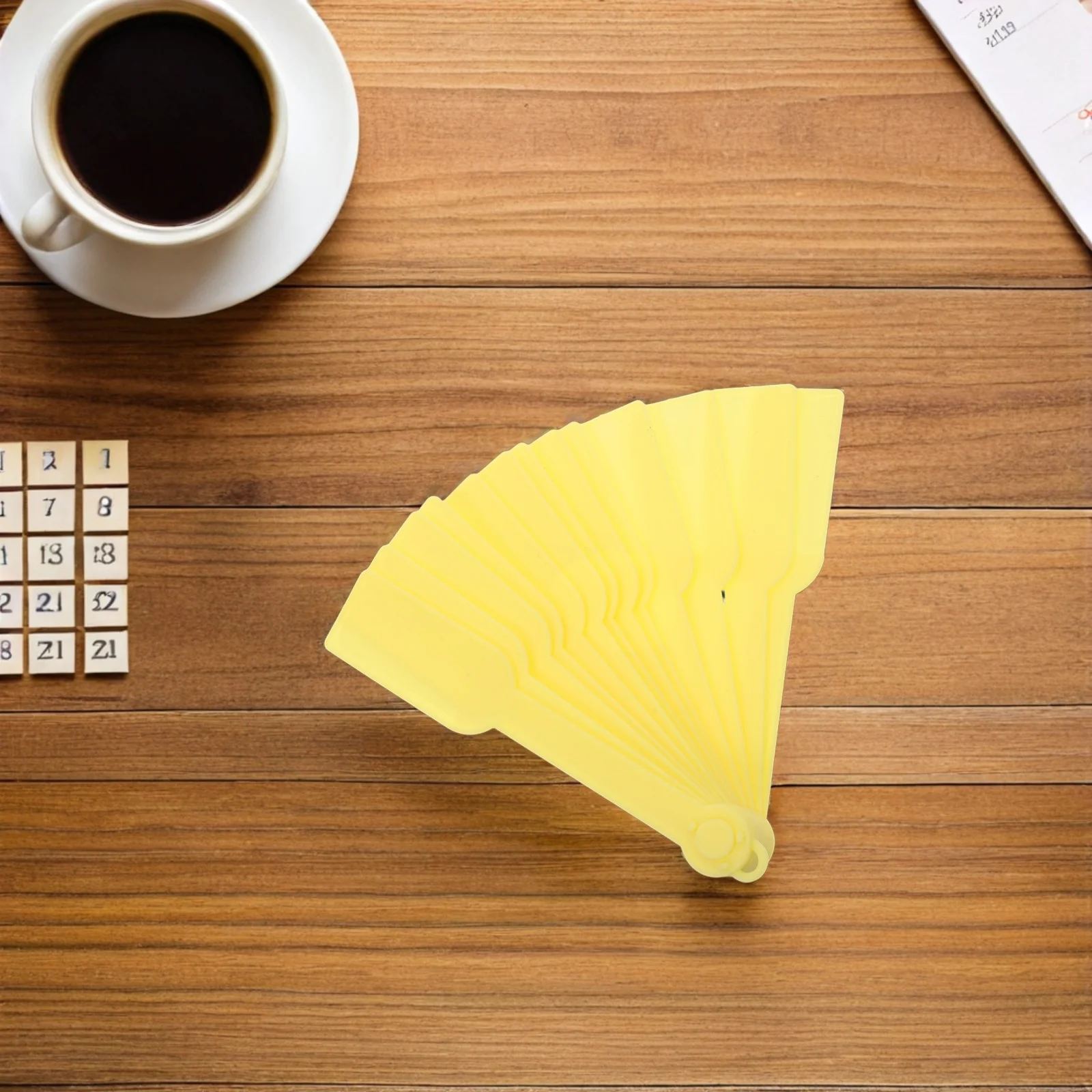 1 Set Fan-Shaped Red Envelope Display Stand Plastic Folding Fan For Chinese New Year Craft Holiday Decor Gift Money
1 Set Fan-Shaped Red Envelope Display Stand Plastic Folding Fan For Chinese New Year Craft Holiday Decor Gift Money