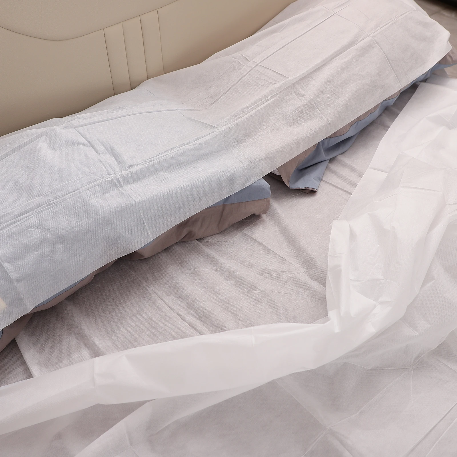 Disposable Sleeping Bag Travel Sheet Non-woven Supplies Camping Portable Bedding Anti-dirty Mattress Cover Compact
Disposable Sleeping Bag Travel Sheet Non-woven Supplies Camping Portable Bedding Anti-dirty Mattress Cover Compact