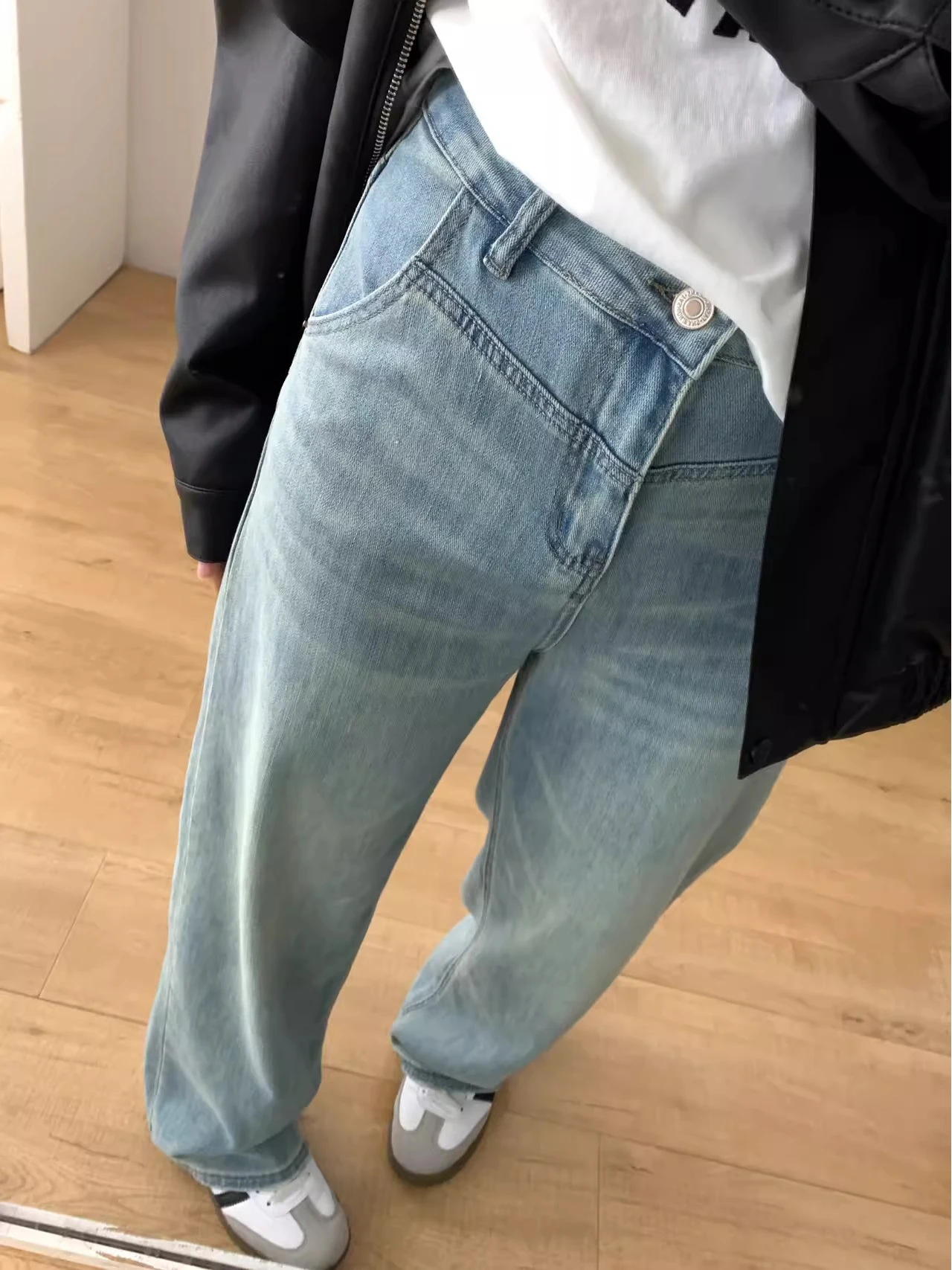 High Waist Straight Leg Jeans Women Summer plus Size Loose Slimming Long Pants Floor Length Casual Comfortable Denim Skinnies
High Waist Straight Leg Jeans Women Summer plus Size Loose Slimming Long Pants Floor Length Casual Comfortable Denim Skinnies