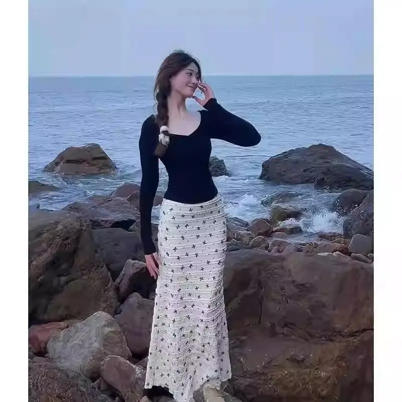 Vacation Style Knot Print Lace Hollow out Floral Fish Tail Half Skirt Slimming Pure Desire Long Skirt Polyester Fiber
Vacation Style Knot Print Lace Hollow out Floral Fish Tail Half Skirt Slimming Pure Desire Long Skirt Polyester Fiber