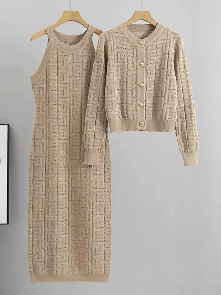 Chic Elegant Women Dress Suit 2024 Early Spring Small Fragrant Cardigan Sweater And Casual Tank Dress Ladies Knitwear Two Pieces
Chic Elegant Women Dress Suit 2024 Early Spring Small Fragrant Cardigan Sweater And Casual Tank Dress Ladies Knitwear Two Pieces