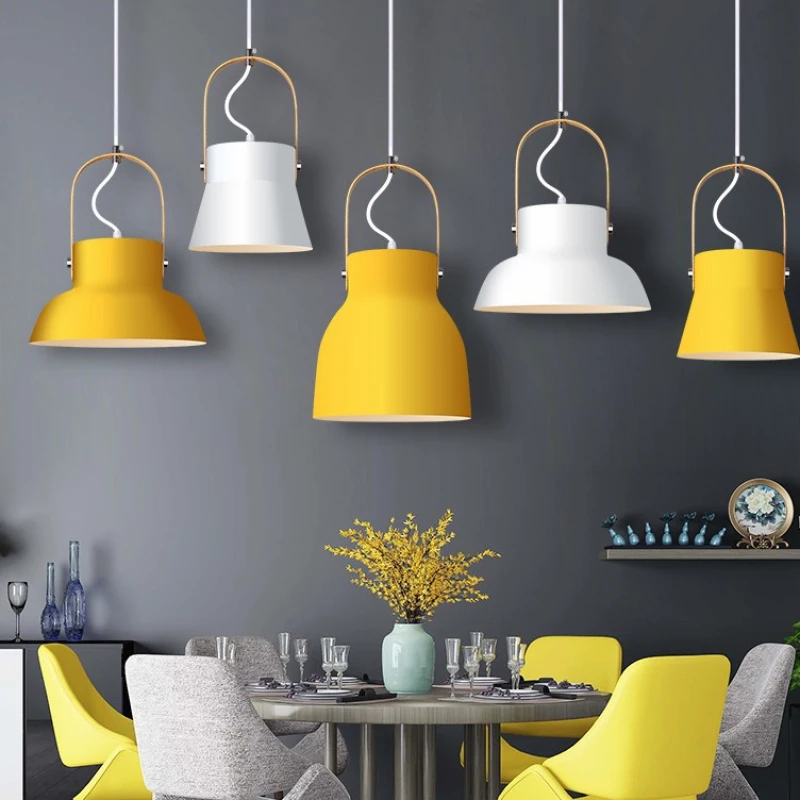 Nordic modern minimalist restaurant bar LED chandelier indoor cafe bedroom decoration macaron color bedside chandelier
Nordic modern minimalist restaurant bar LED chandelier indoor cafe bedroom decoration macaron color bedside chandelier