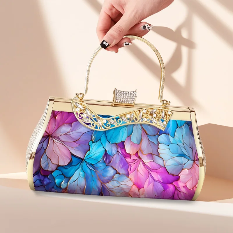 Ladies dinner handbag design multi-color ethnic style retro gorgeous ladies dinner clutch bag
Ladies dinner handbag design multi-color ethnic style retro gorgeous ladies dinner clutch bag