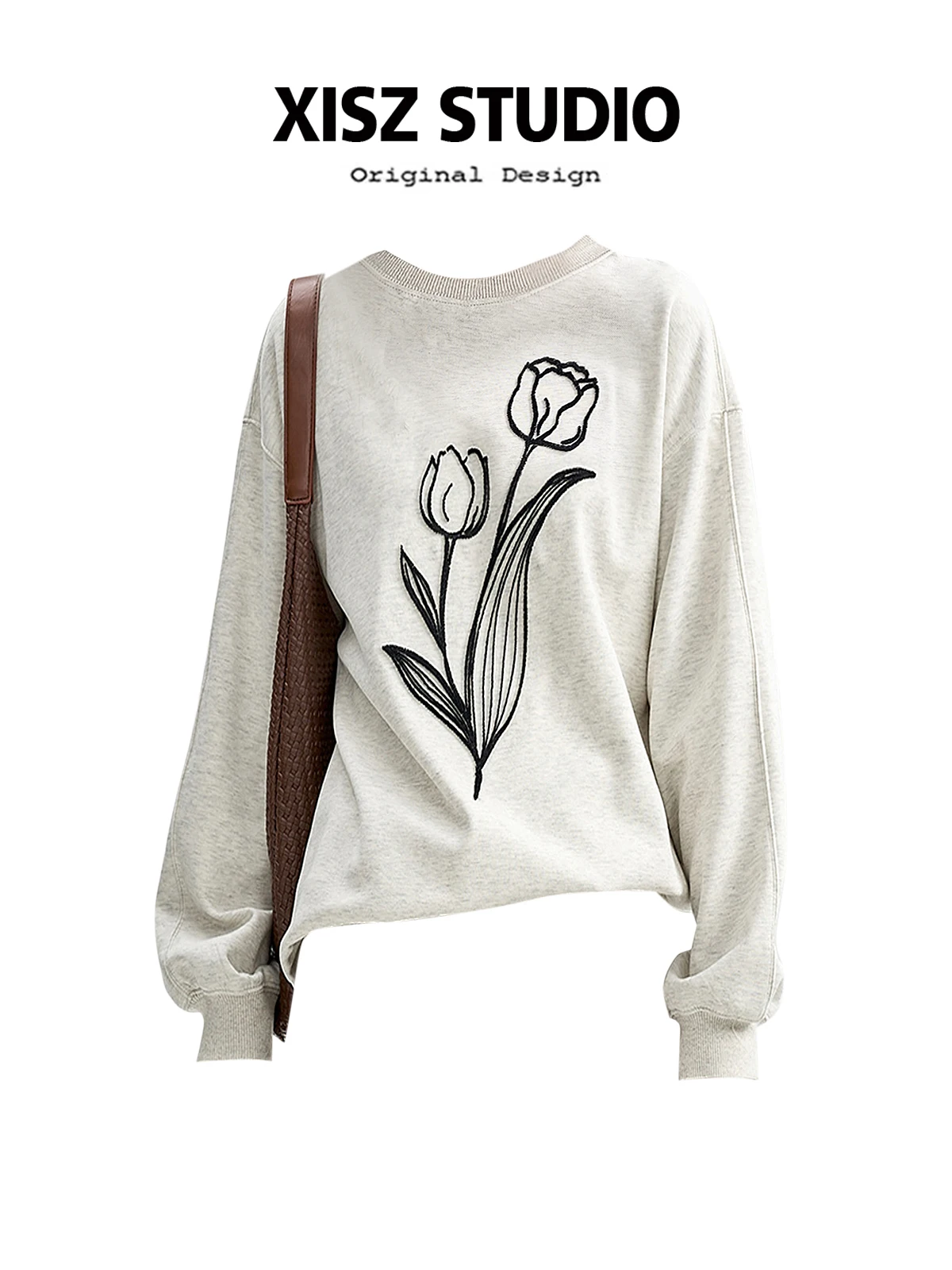 Women's Graphic Print T-shirt Harajuku Y2k Tee Top Vintage Elegant Aesthetic Oversize Long Sleeve T-shirt 2000s Clothes
Women's Graphic Print T-shirt Harajuku Y2k Tee Top Vintage Elegant Aesthetic Oversize Long Sleeve T-shirt 2000s Clothes