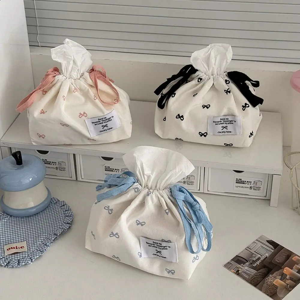 Gifts Portable Bow Tissue Box Large capacity Car Pouch Ins Paper Organizer Draw Rope Tissue Storage Bag
Gifts Portable Bow Tissue Box Large capacity Car Pouch Ins Paper Organizer Draw Rope Tissue Storage Bag
