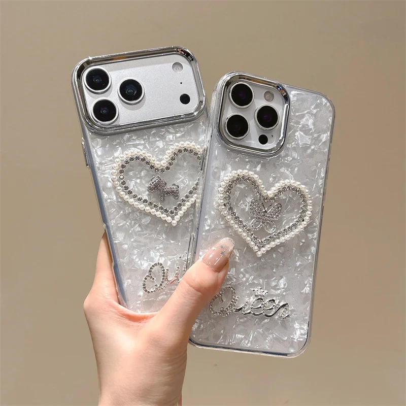 Luxury Pearl Heart Phone Case With Queen Print & Butterfly Shockproof Cover For iPhone 17 16 15 14 Pro Max fashion iPhone case 1
Luxury Pearl Heart Phone Case With Queen Print & Butterfly Shockproof Cover For iPhone 17 16 15 14 Pro Max fashion iPhone case 1
